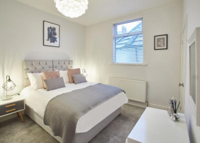 Host & Stay - The Normanby Apartment